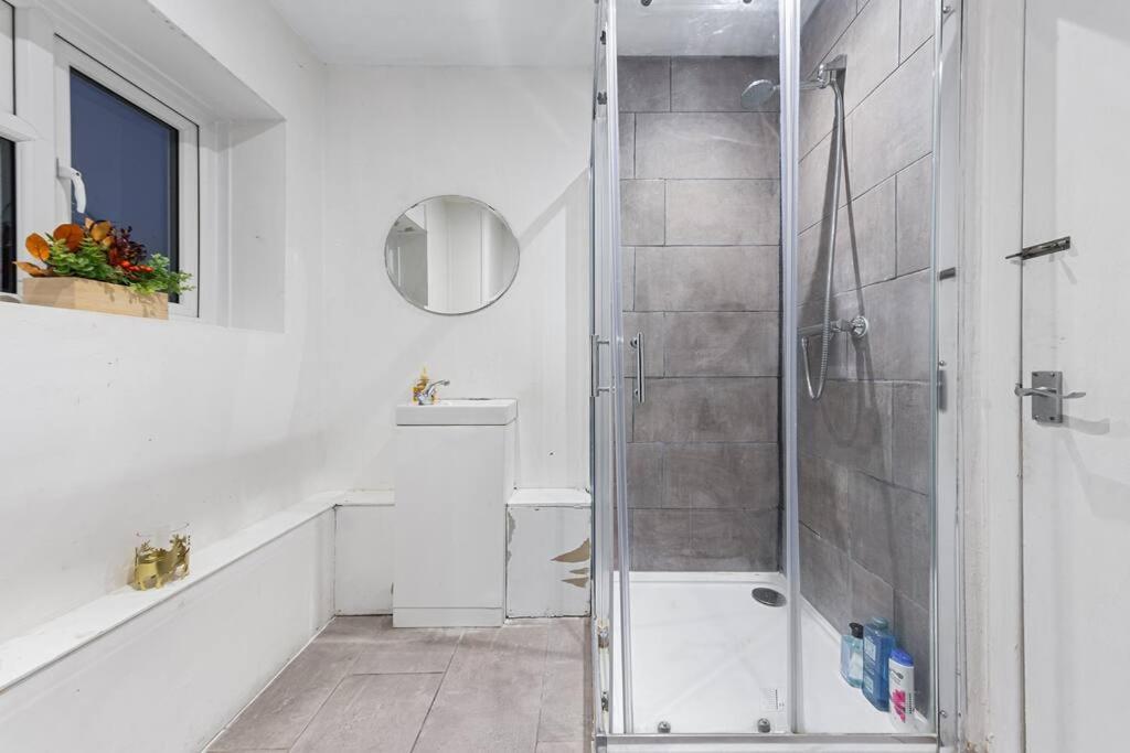 Holiday Home Near Kings Cross Sleep 12 Sp7 伦敦 外观 照片