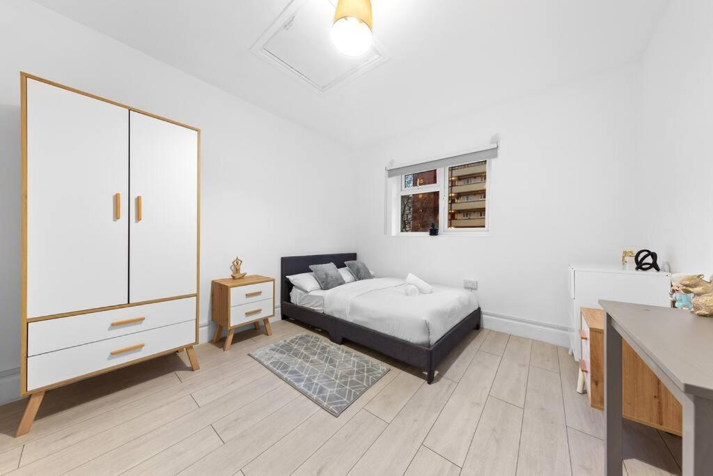 Holiday Home Near Kings Cross Sleep 12 Sp7 伦敦 外观 照片