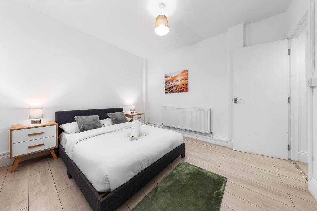 Holiday Home Near Kings Cross Sleep 12 Sp7 伦敦 外观 照片
