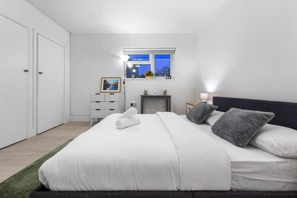 Holiday Home Near Kings Cross Sleep 12 Sp7 伦敦 外观 照片