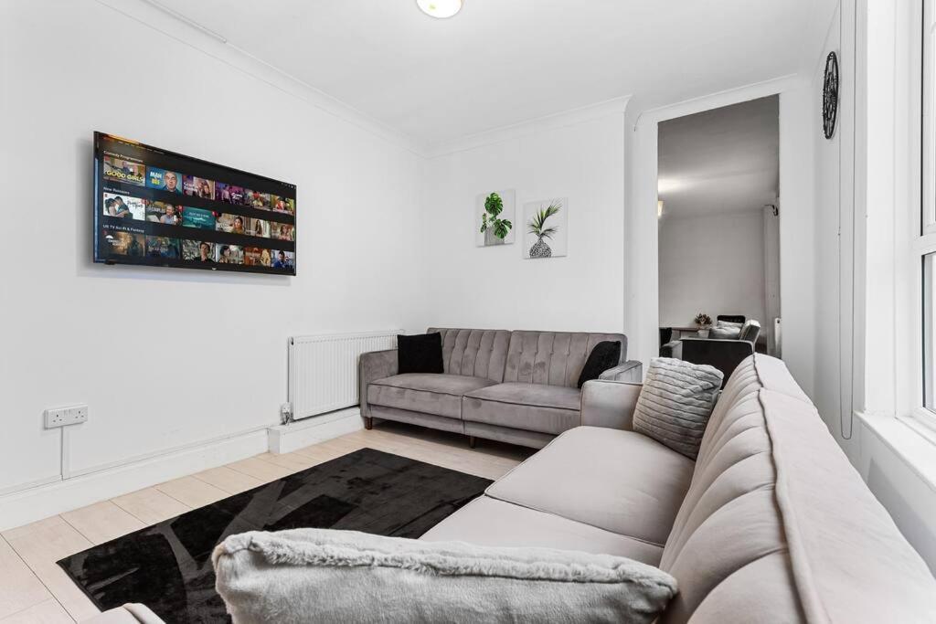 Holiday Home Near Kings Cross Sleep 12 Sp7 伦敦 外观 照片