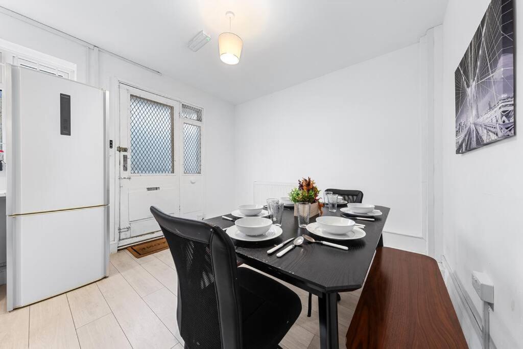 Holiday Home Near Kings Cross Sleep 12 Sp7 伦敦 外观 照片