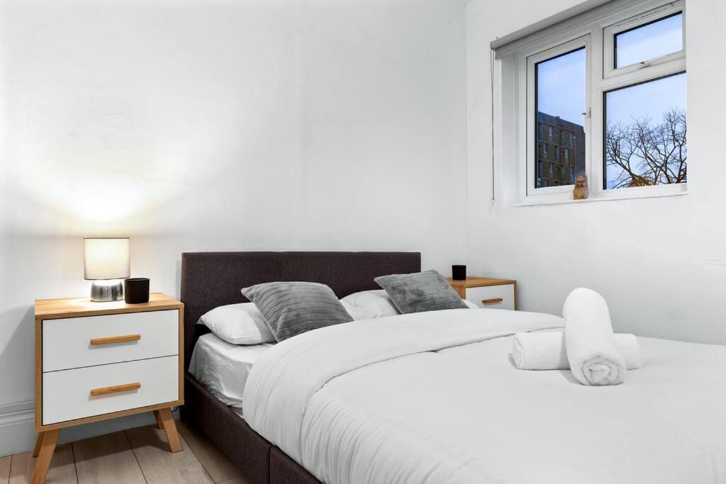 Holiday Home Near Kings Cross Sleep 12 Sp7 伦敦 外观 照片