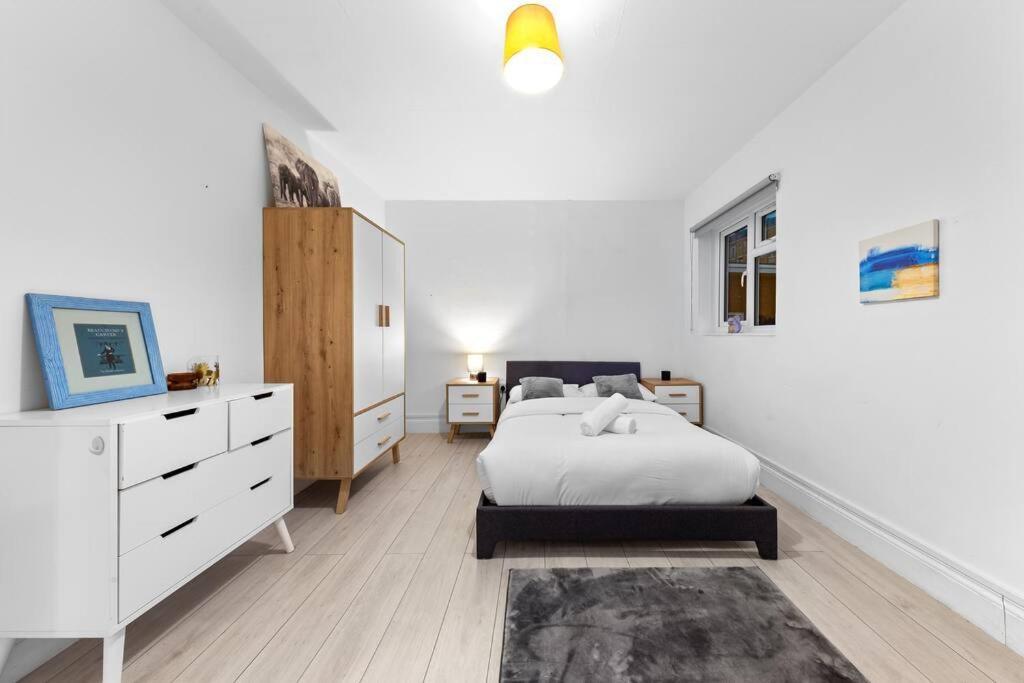 Holiday Home Near Kings Cross Sleep 12 Sp7 伦敦 外观 照片