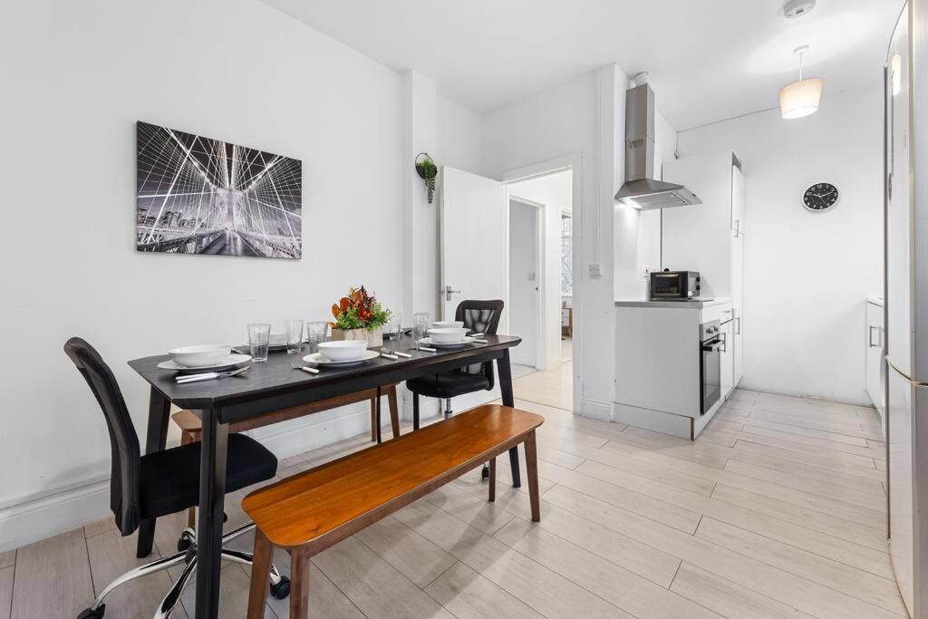 Holiday Home Near Kings Cross Sleep 12 Sp7 伦敦 外观 照片
